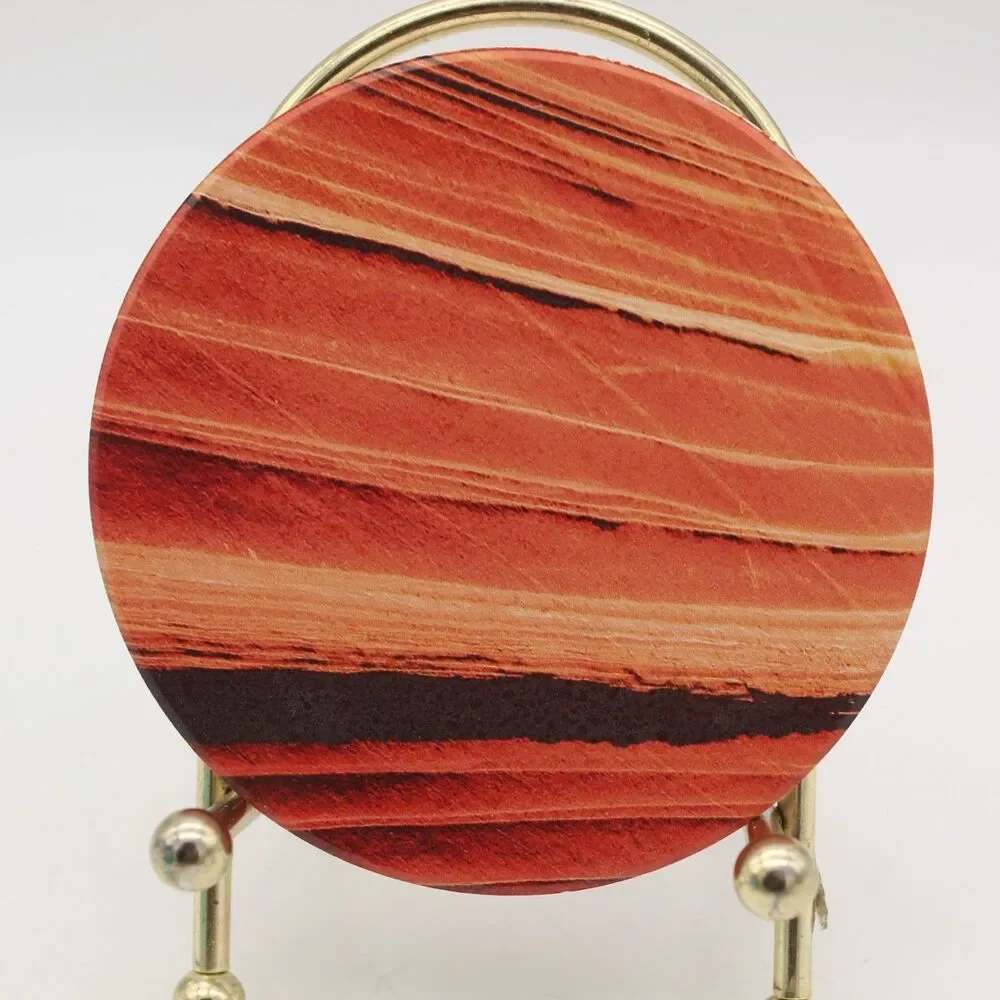 Lifver holder color